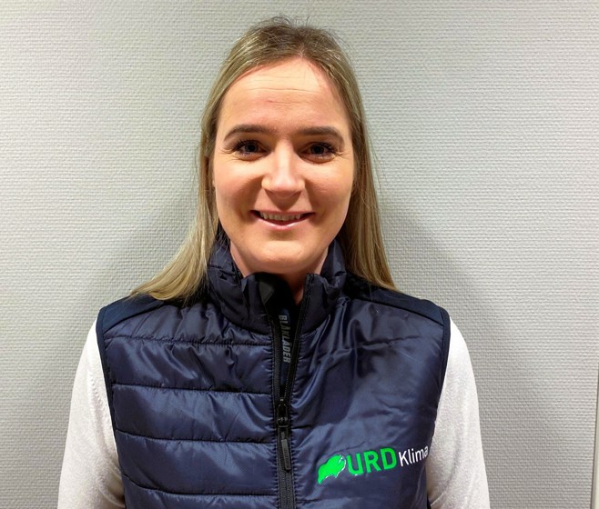 Åsne Kvål Hvit Og Redusert